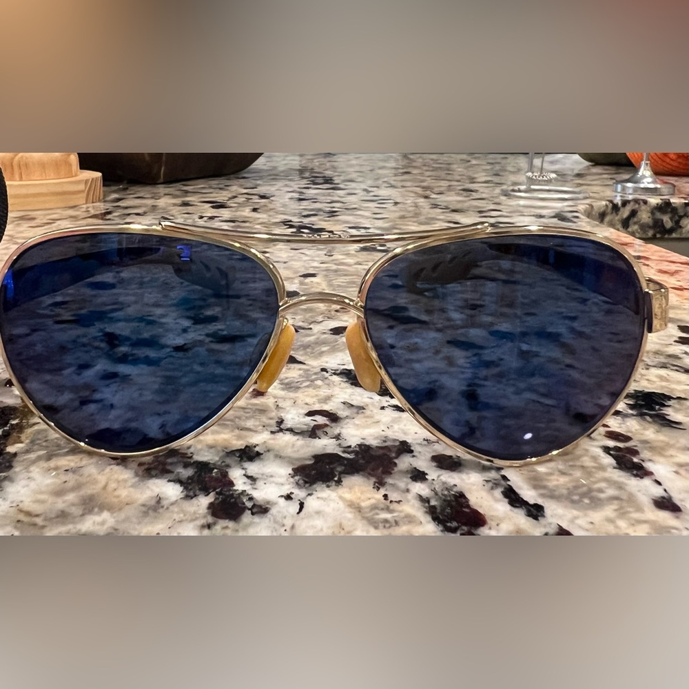 Costa Del Mar Polarized Blue Tint Loreto sunglasses